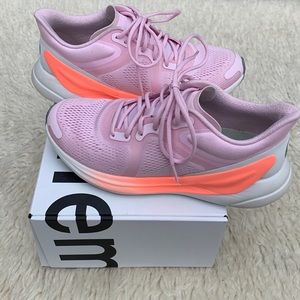 Lululemon Blissfeel Run women size 8